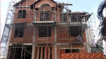 Mơ thấy người khác xây nhà mới đánh con gì, số mấy, điềm báo gì?