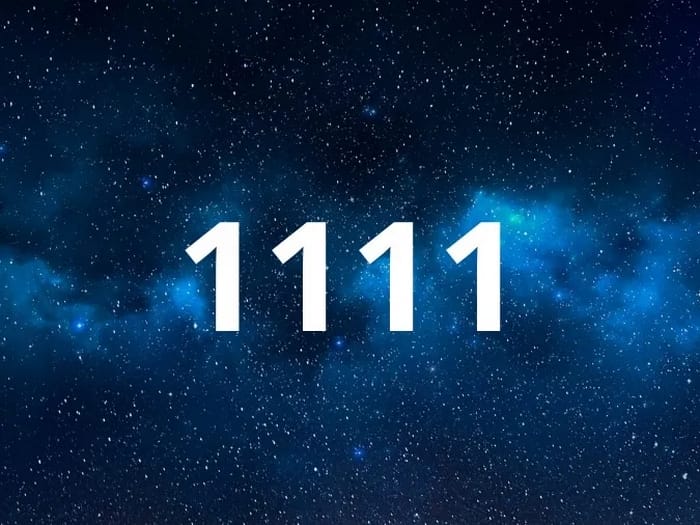 Ý nghĩa số 1111 được coi là "con số triệu hồi may mắn"
