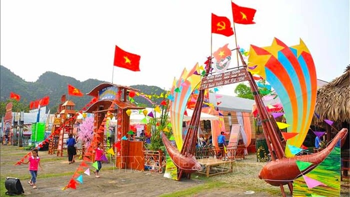 Vào ngày Đoàn Thanh niên sẽ thường tổ chức hội trại