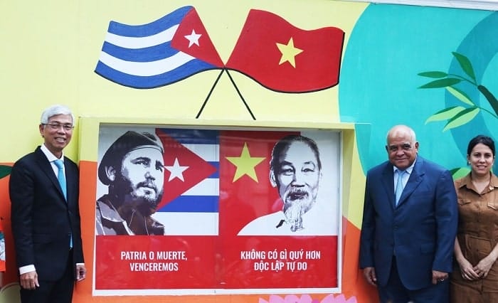 Lễ ký kết Hiệp ước hữu nghị và hợp tác giữa Việt Nam và Cuba vào 19/10/1982
