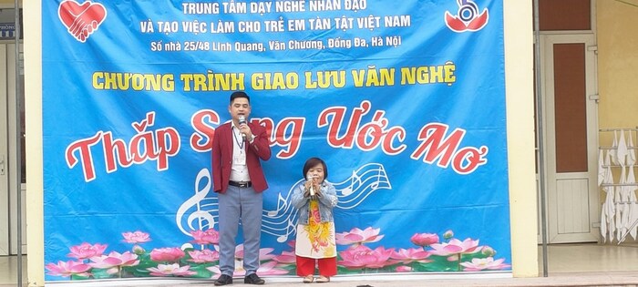 Tổ chức các hoạt động giao lưu văn hóa trong ngày khuyết tật Việt Nam