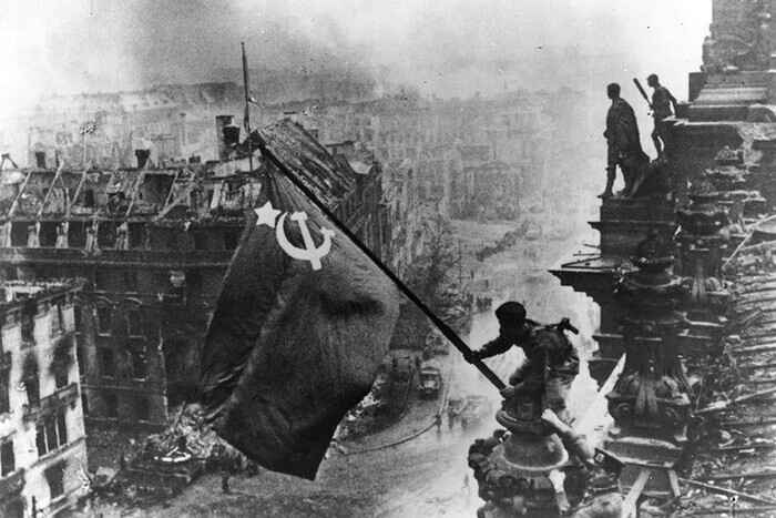 Ngày Chiến thắng Châu Âu ( VE Day)